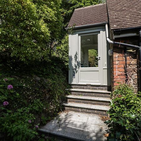 Apartamento Amazing View Malvern Wells Exterior foto