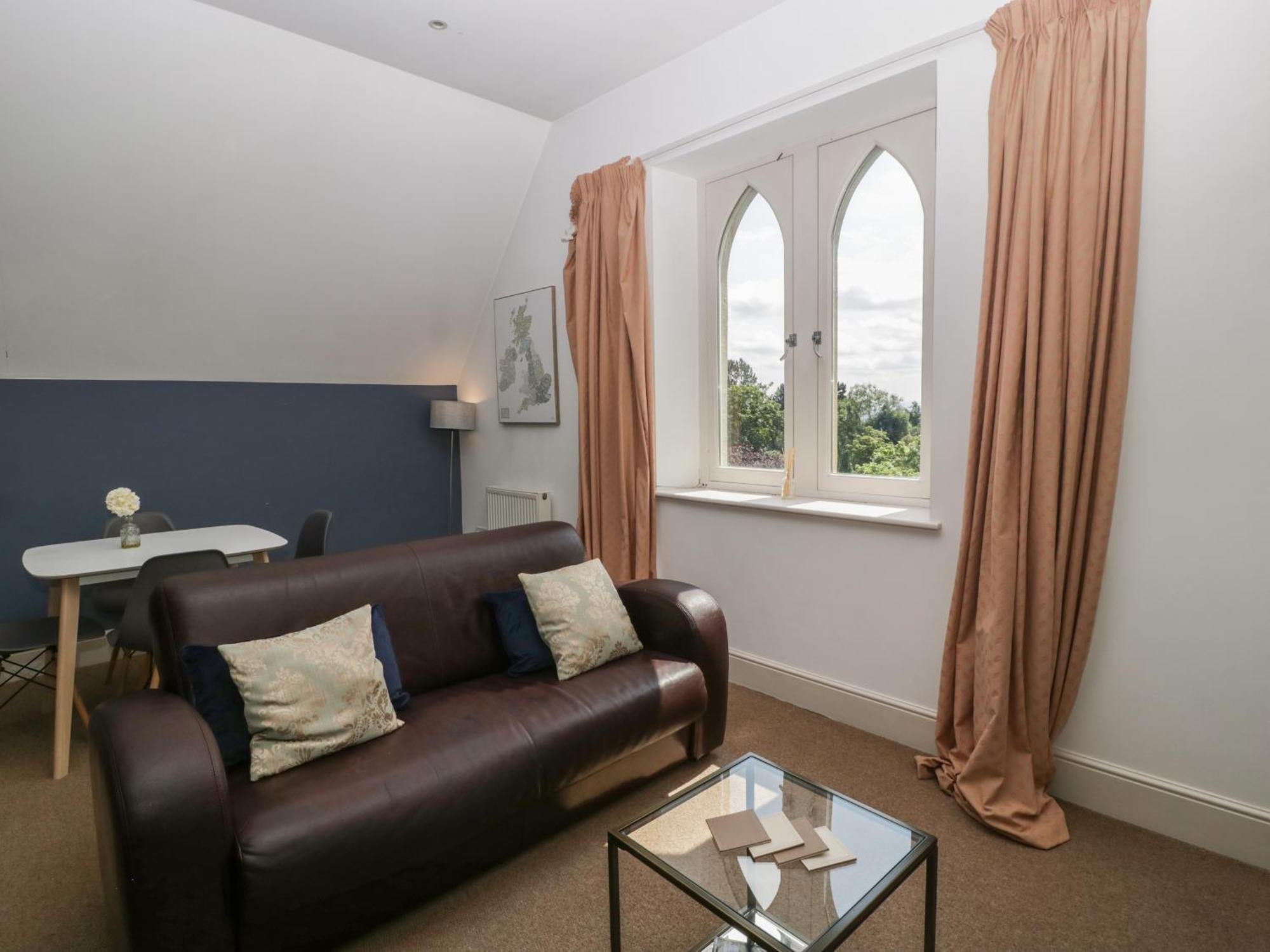 Apartamento Amazing View Malvern Wells Exterior foto