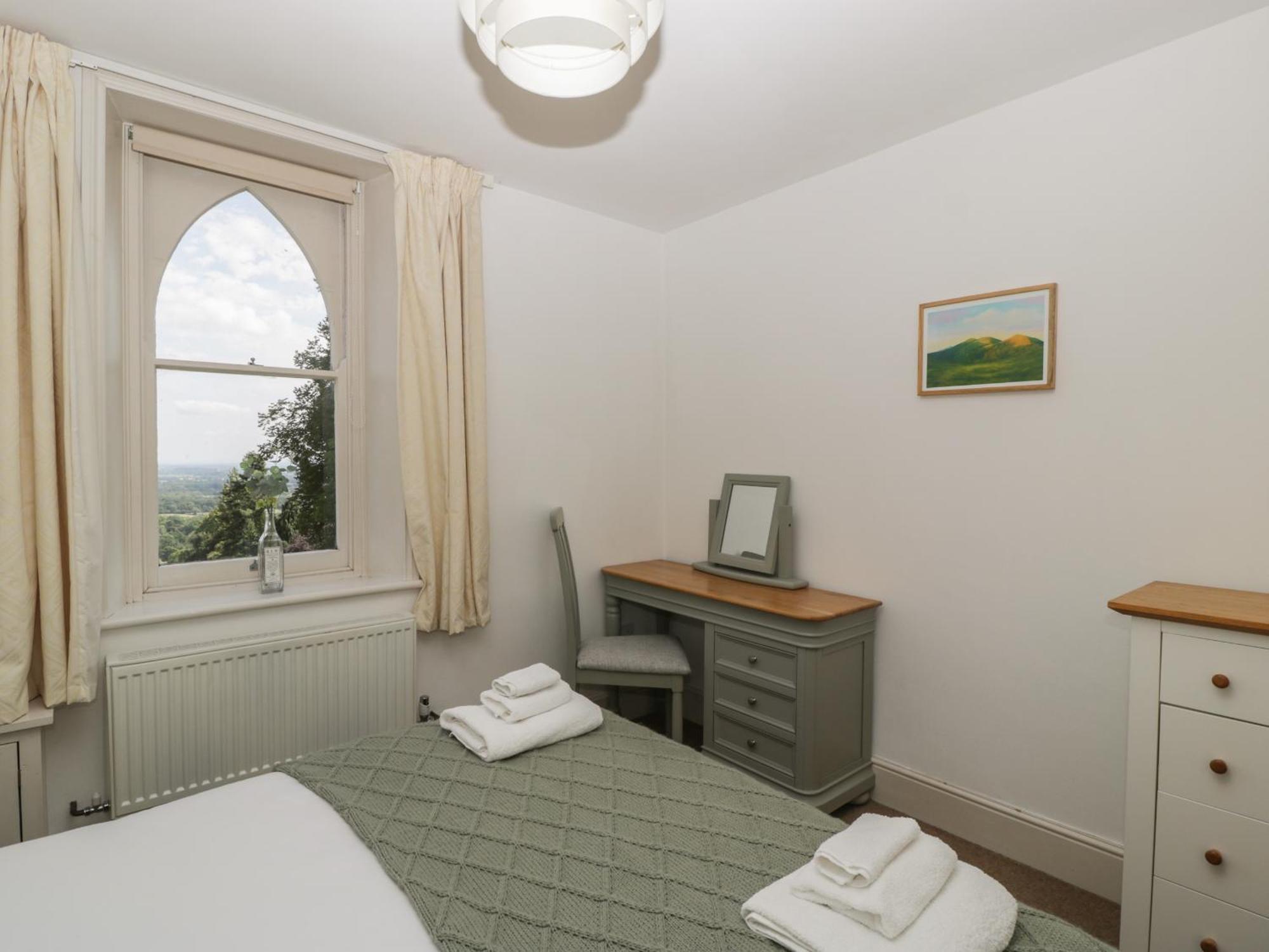 Apartamento Amazing View Malvern Wells Exterior foto